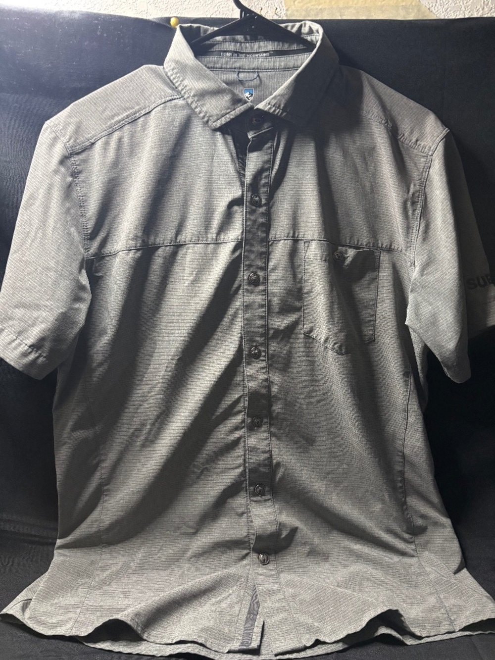 KÜHL Subaru Outdoor Button Up Shirt Gray Short Sleeve Mens Medium.